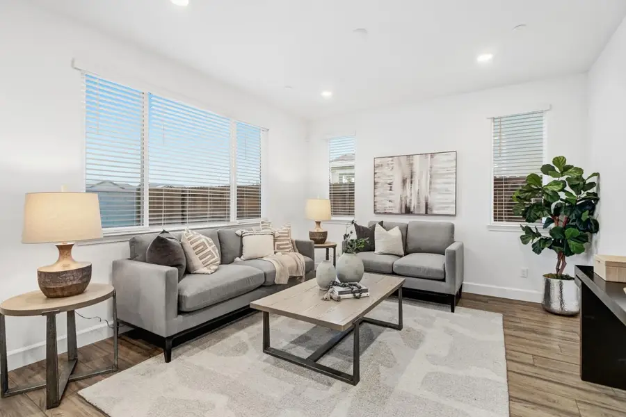 2033 Lake Range Way, Roseville, CA 95747 - Image #3