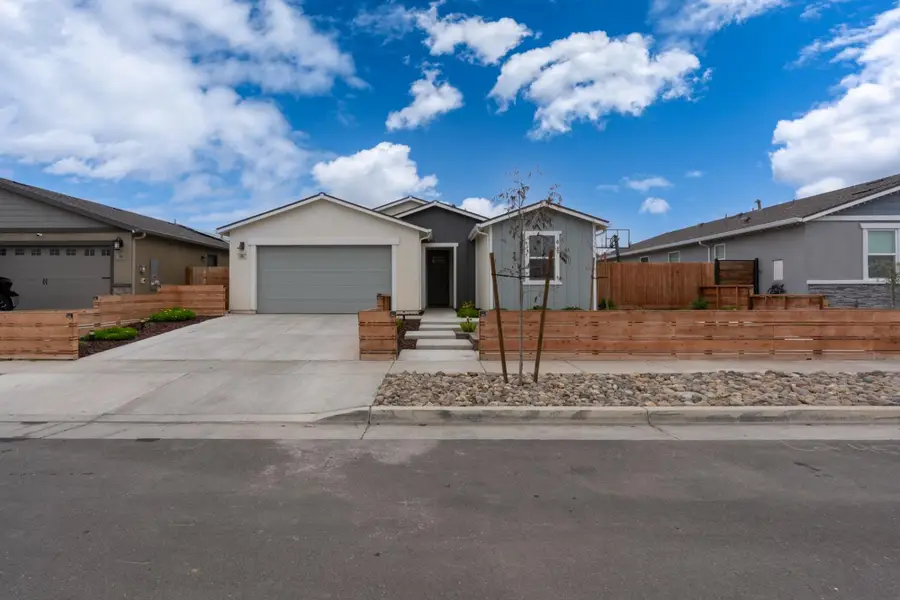 396 Broadstone Court, Los Banos, CA 93635 - Image #3