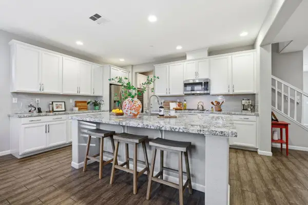 6040 Palermo Way, Roseville, CA 95661