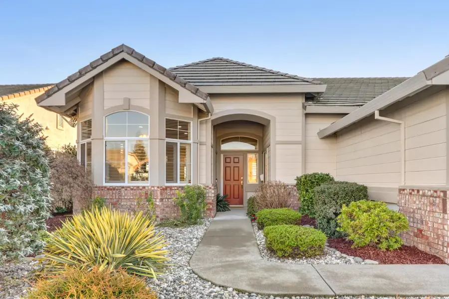 7389 Goose Meadows Way, Roseville, CA 95747 - Image #2