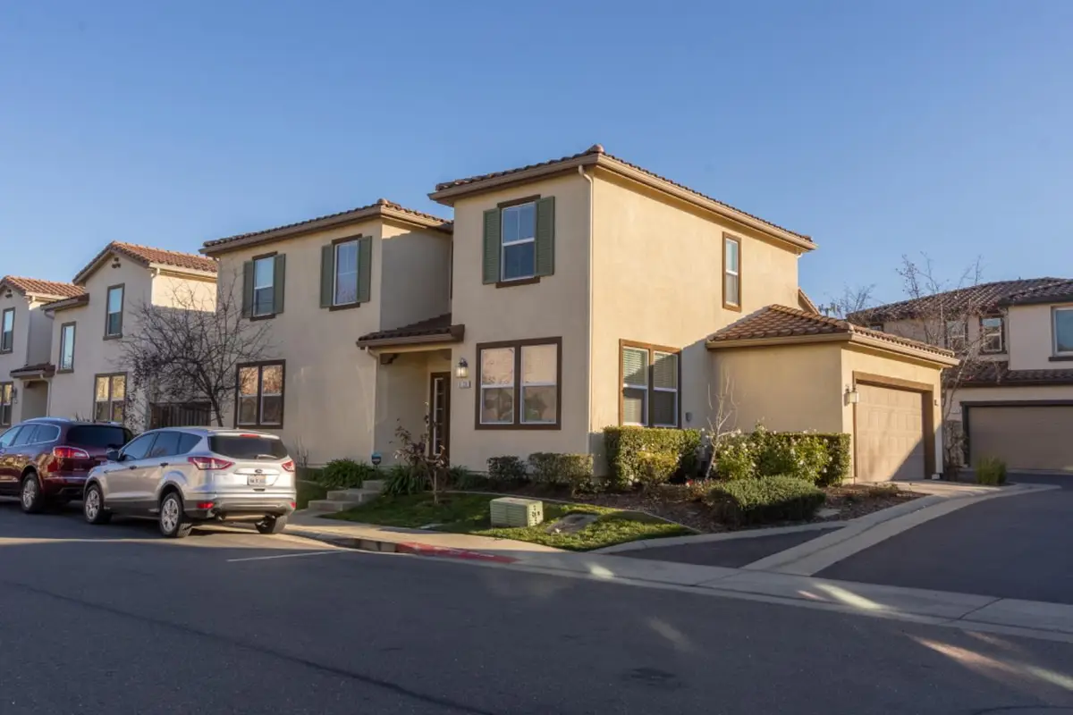 8130 Astaire Lane, Fair Oaks, CA 95628 - Image #1