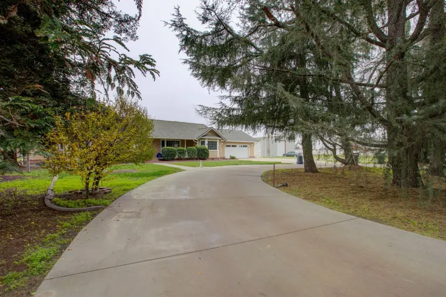 1624 Golf Road, Turlock, CA 95380 - Image #2