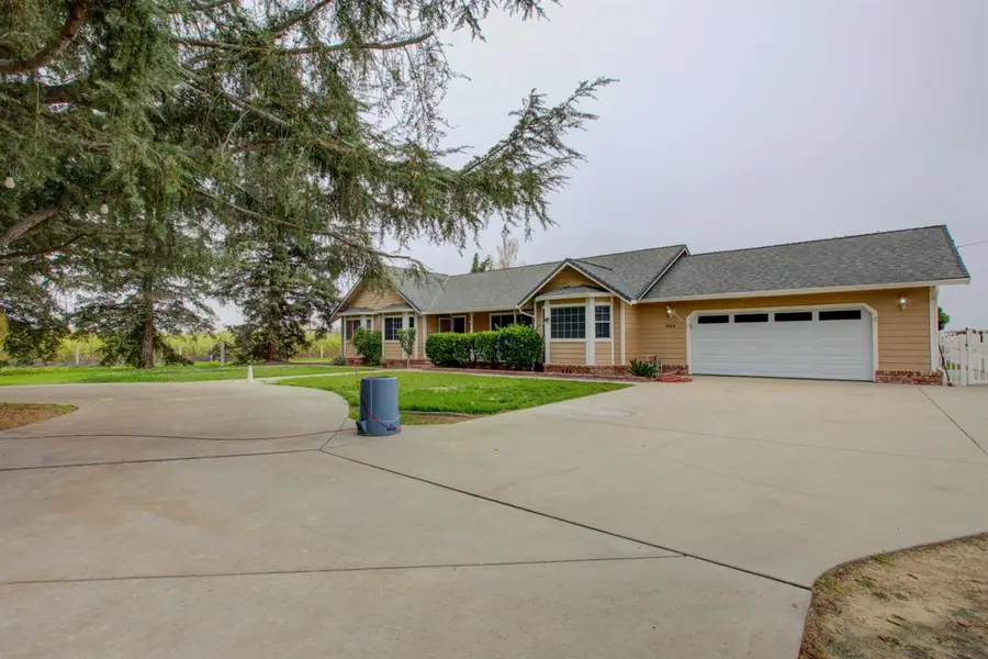 1624 Golf Road, Turlock, CA 95380 - Image #3