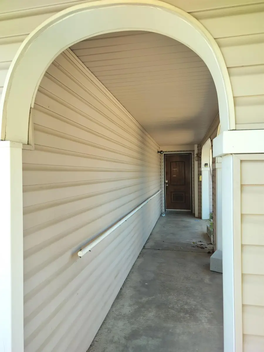 4729 Moorpark Way, Sacramento, CA 95842 - Image #3