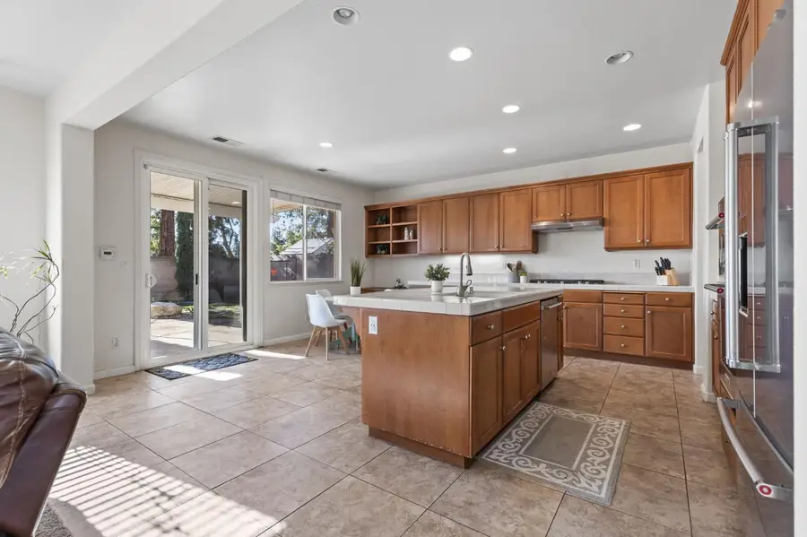 1964 Casterbridge Drive, Roseville, CA 95747 - Image #3
