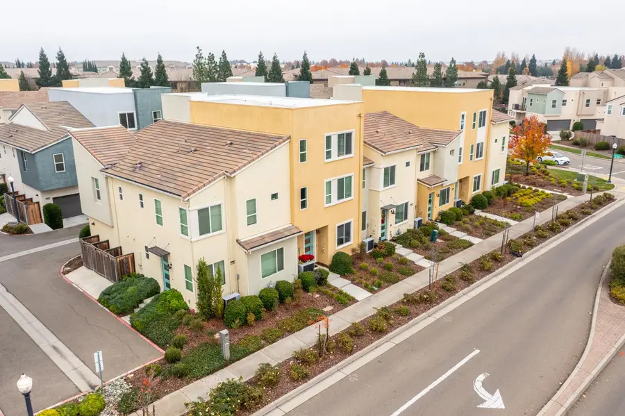 4174 Sally Ride Way, Sacramento, CA 95834 - Image #3