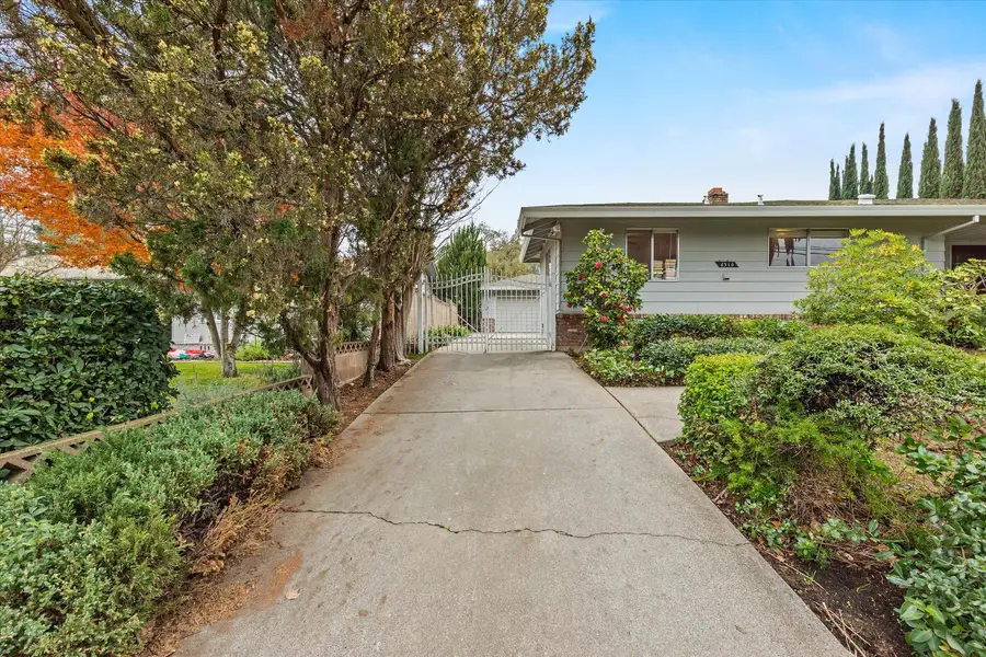 6310 Palm Drive, Carmichael, CA 95608 - Image #3