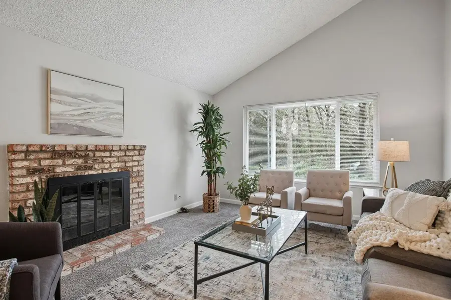 8225 Foxfire Drive, Orangevale, CA 95662 - #3