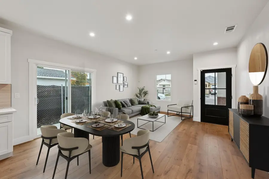 7912 35th Avenue, Sacramento, CA 95824 - Image #3