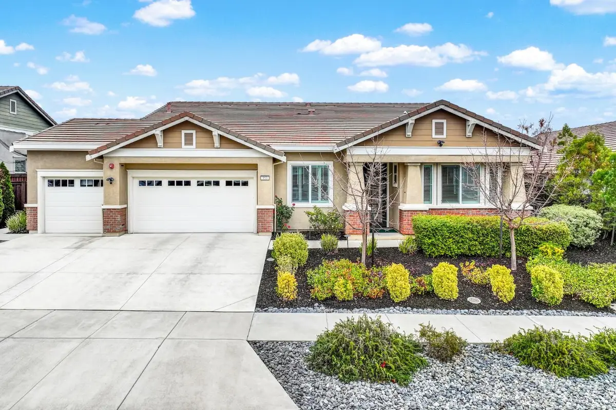 953 Kennedy Drive, Winters, CA 95694 - Image #1
