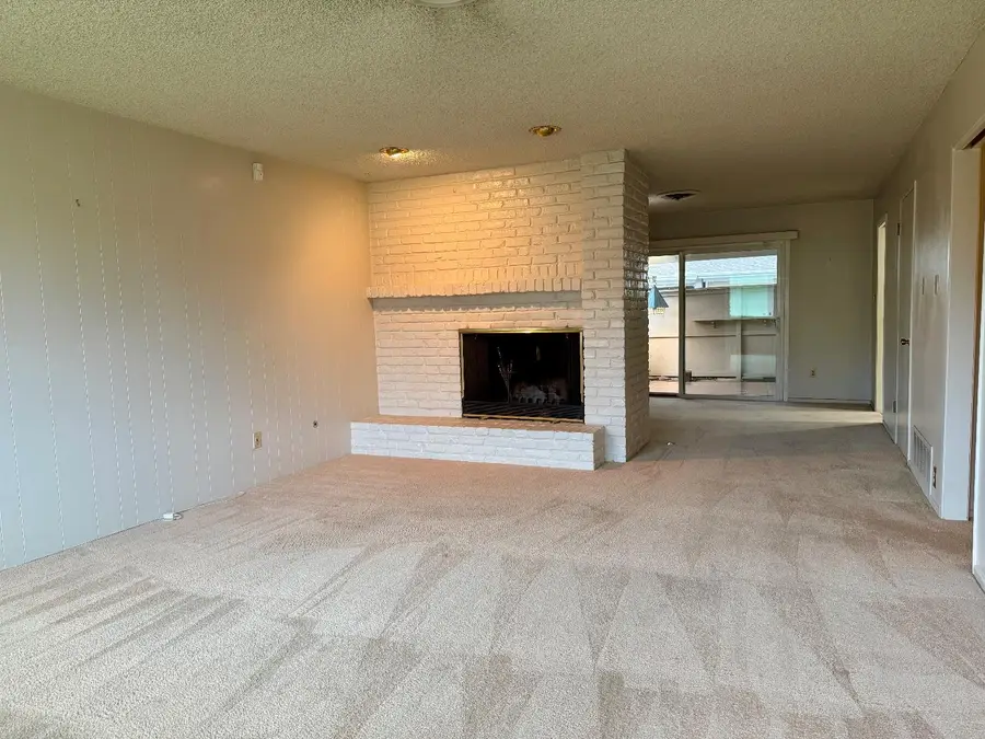 205 Floyd Avenue #15, Modesto, CA 95350 - Image #2