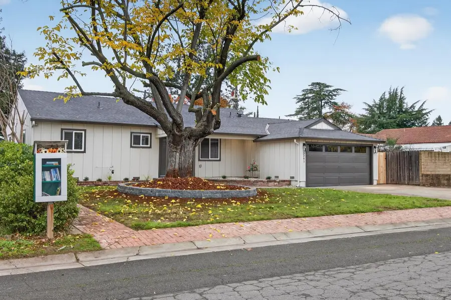 3241 Northwood, Sacramento, CA 95821 - Image #2