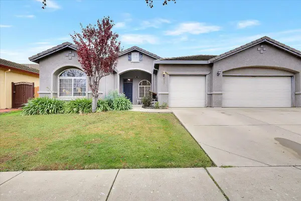 637 Anna Drive, Yuba City, CA 95993