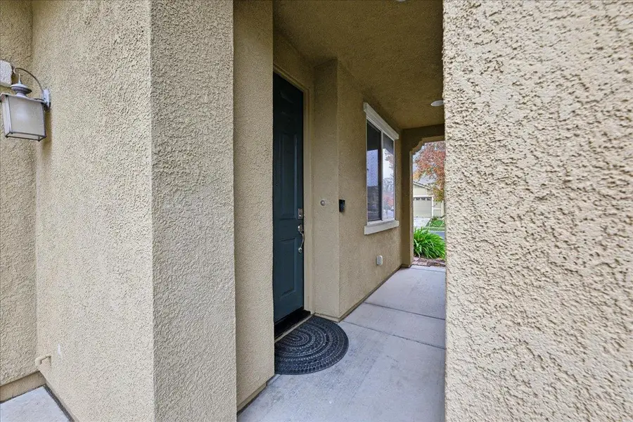 2556 Kinsella Way, Roseville, CA 95747 - Image #2