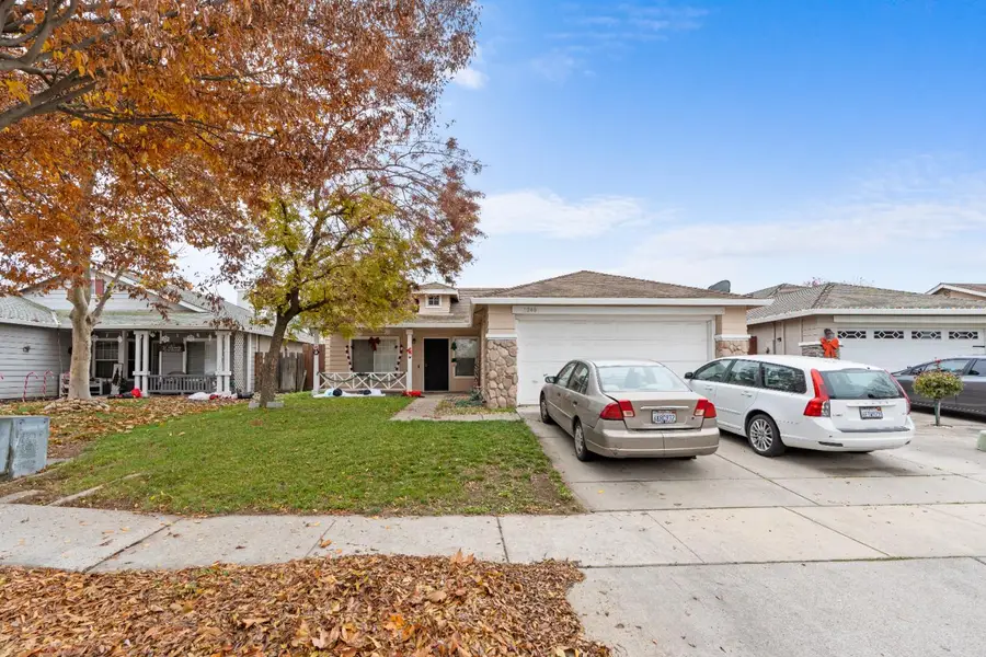 1240 Moonlight Drive, Ceres, CA 95307 - Image #2