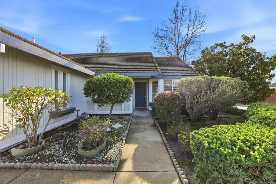 8657 Meandering Way, Antelope, CA 95843 - Image #2