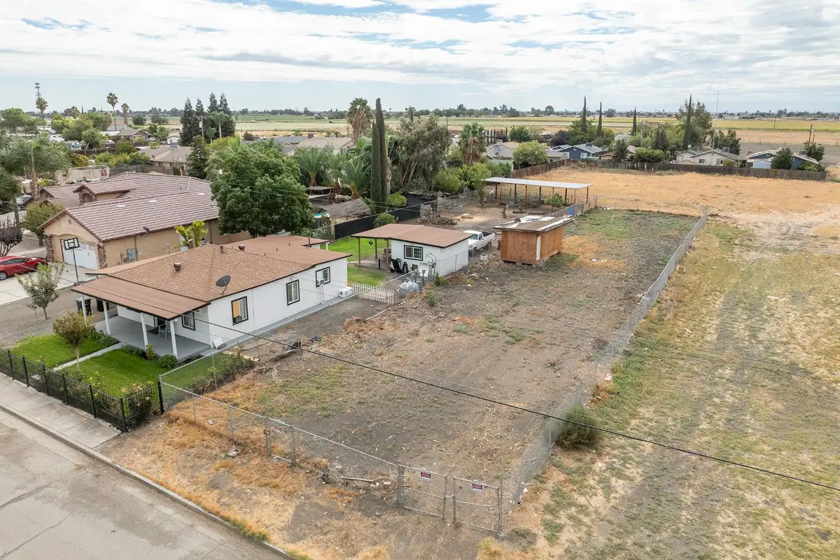 8795 Blossom Avenue, Dos Palos, CA 93620 - Image #1