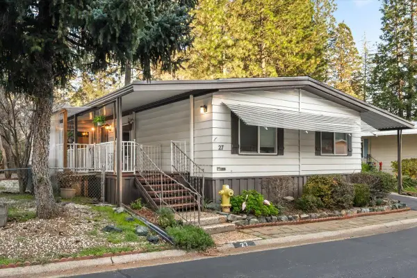 27 Primrose Lane, Grass Valley, CA 95945