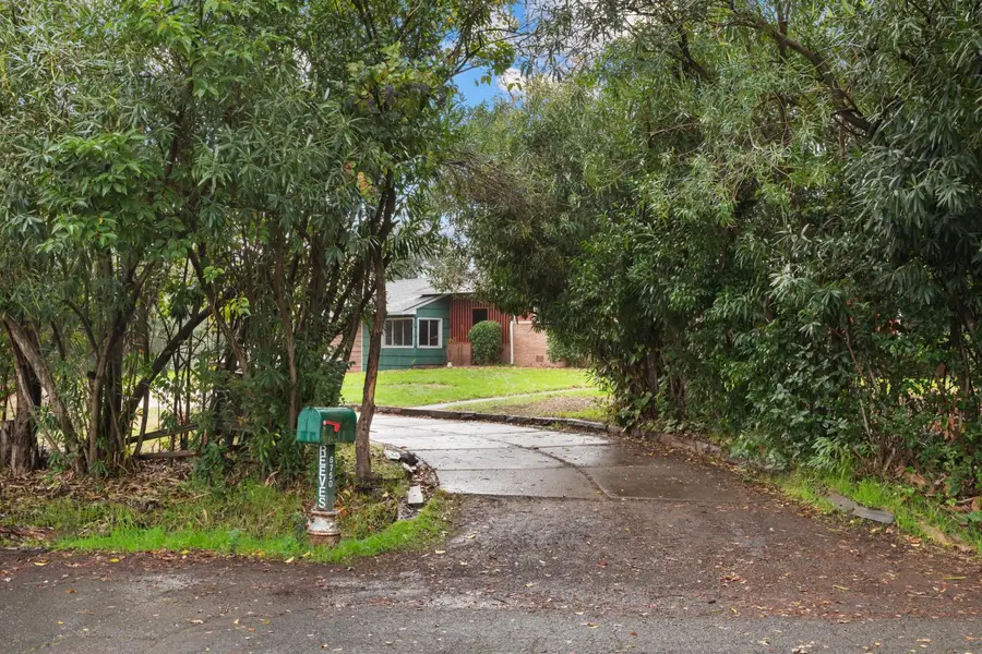 6750 Lakeview Drive, Carmichael, CA 95608 - Image #2