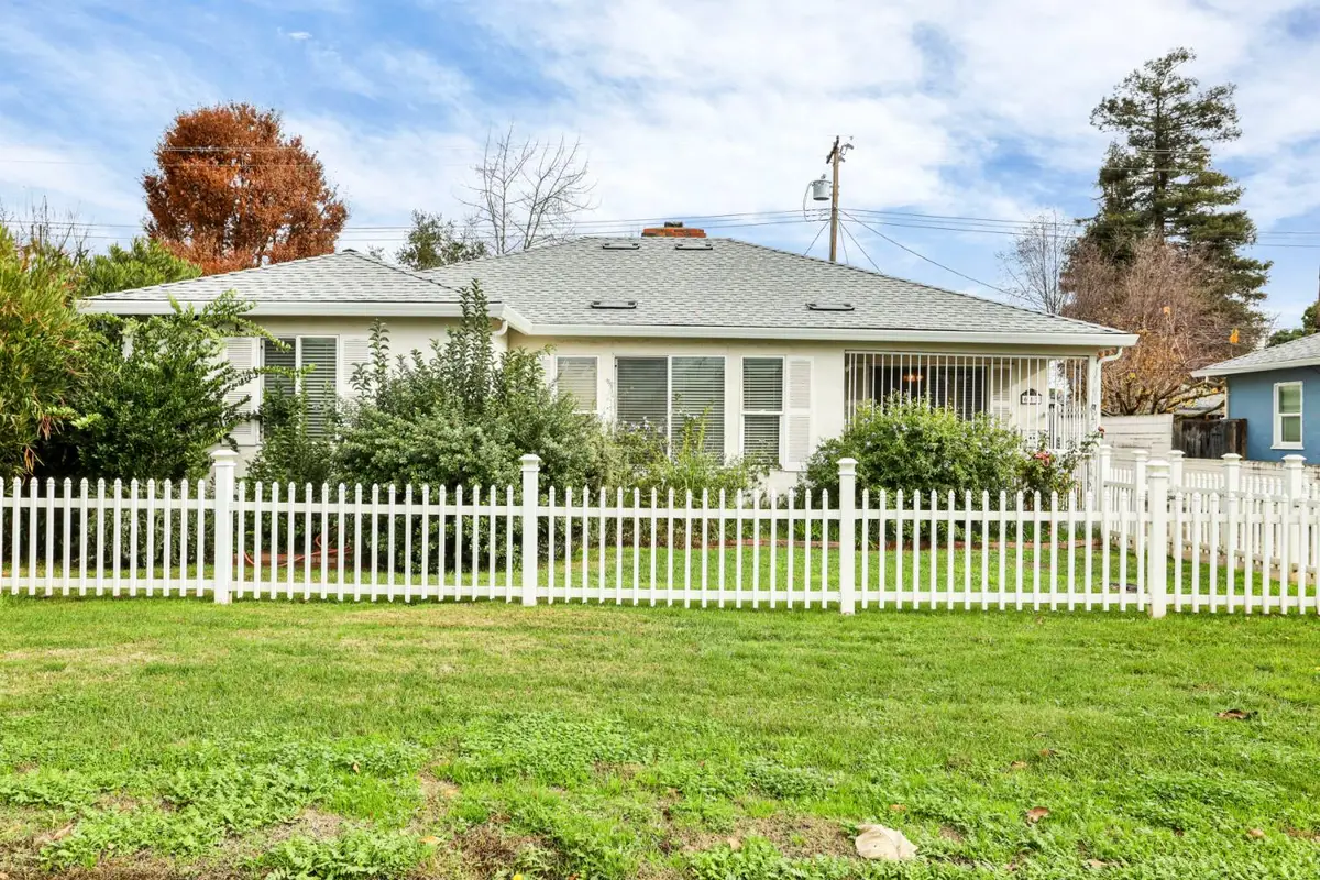 612 S Hutchins Street, Lodi, CA 95240 - Image #1