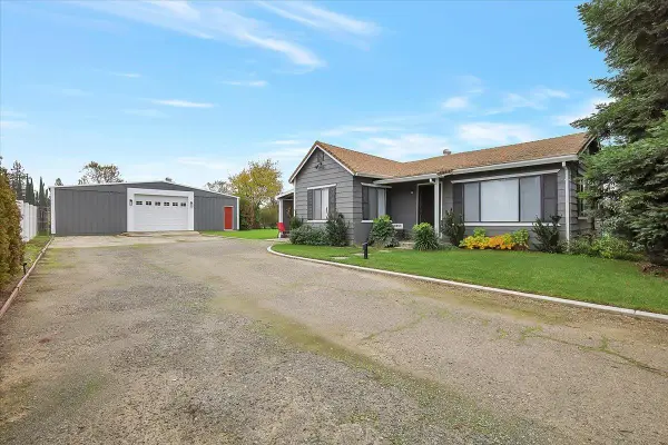 4803 Pacific Avenue, Olivehurst, CA 95961