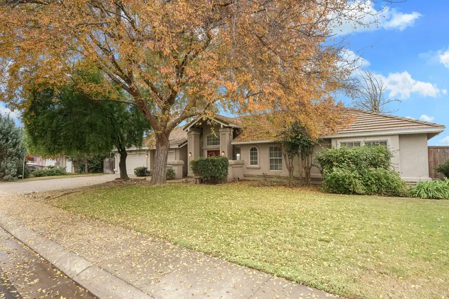 14055 Bluff Drive, Lockeford, CA 95237 - Image #3