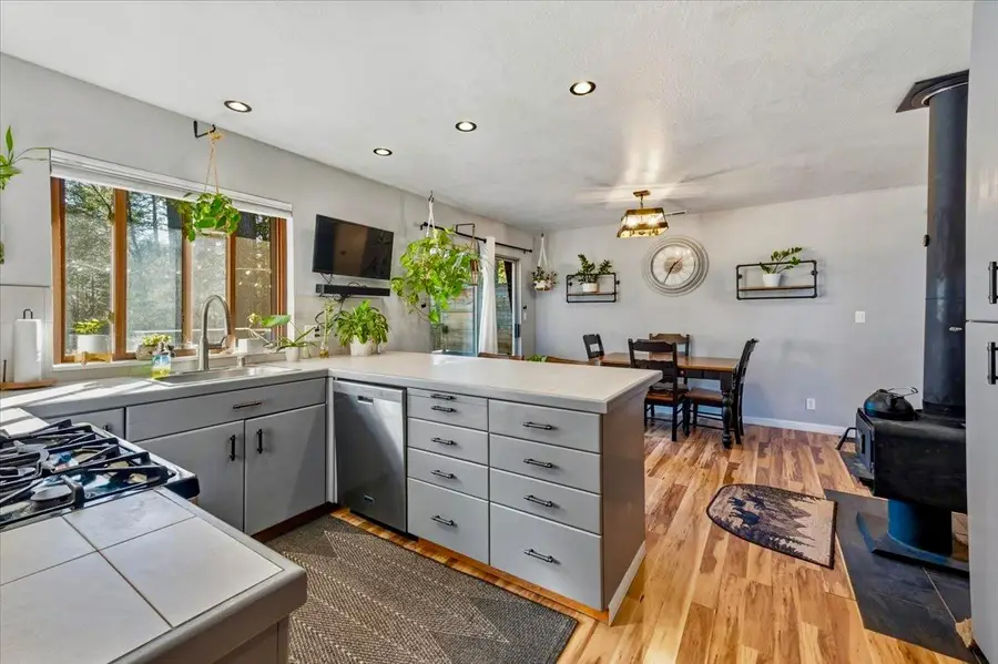 13291 Quaker Hill Cross, Nevada City, CA 95959 - Image #2