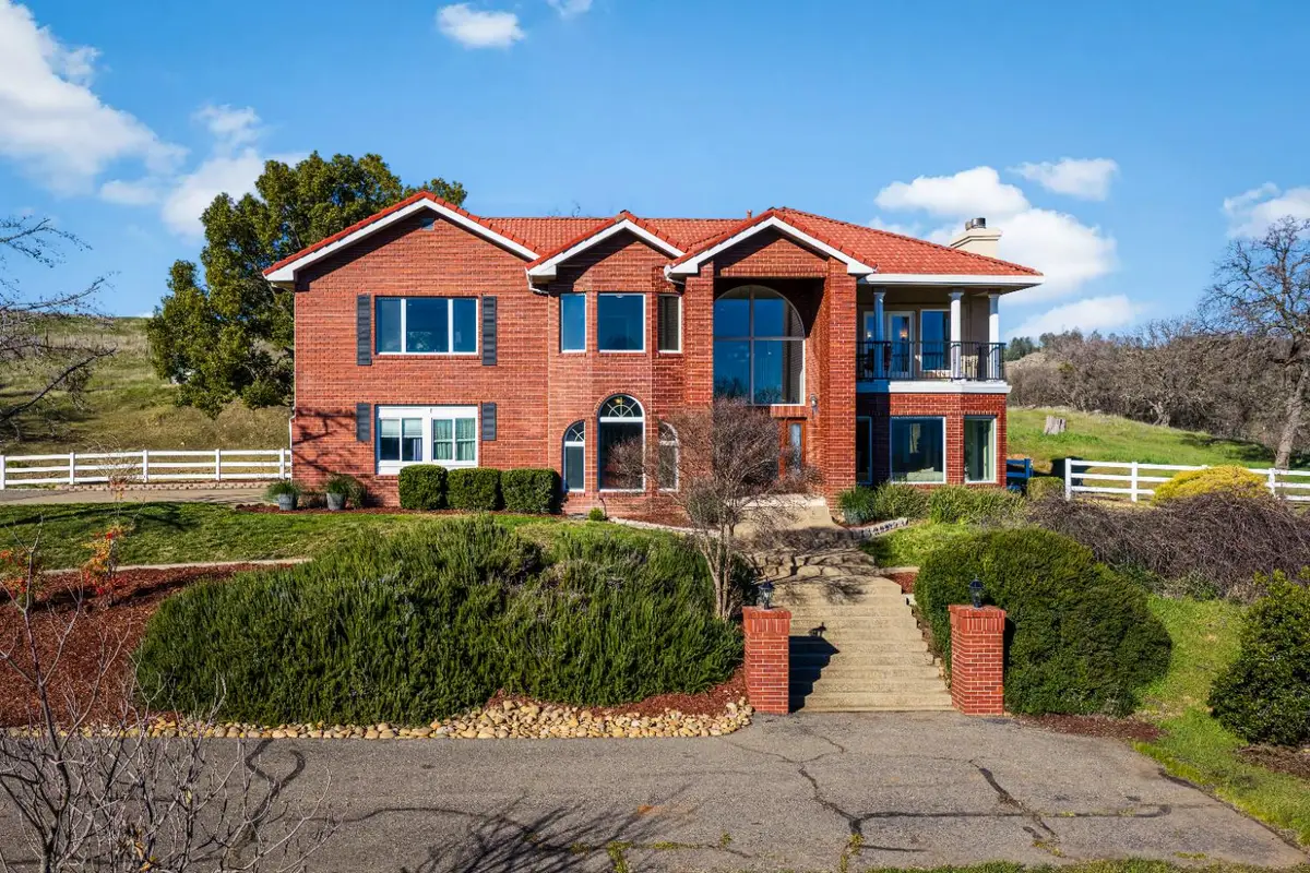 8088 La Trelle Court, Pilot Hill, CA 95664 - Image #1