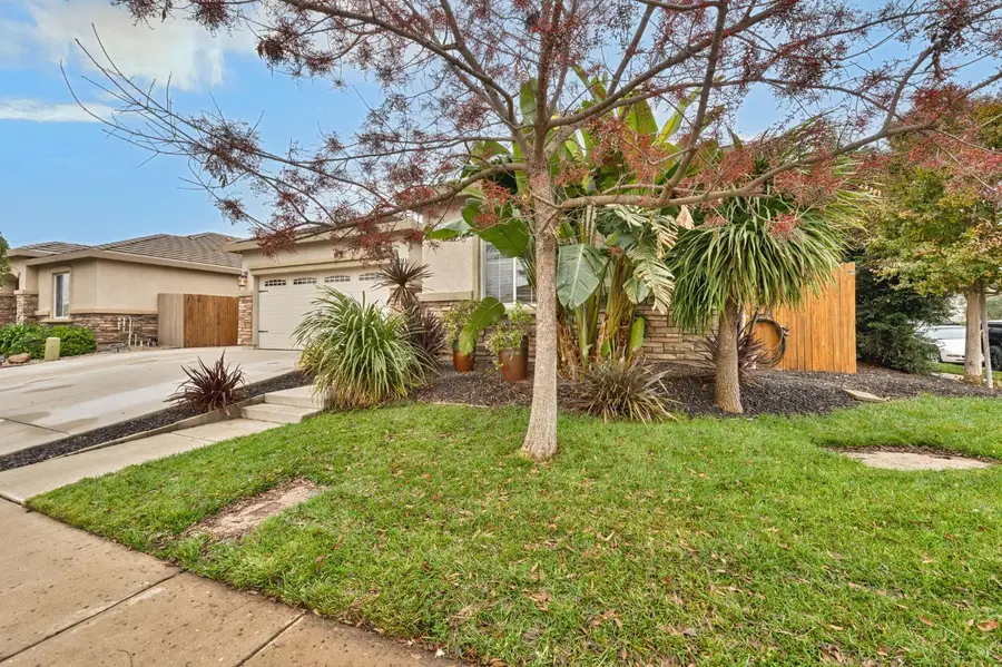 12389 Muir Trail Way, Rancho Cordova, CA 95742 - Image #3