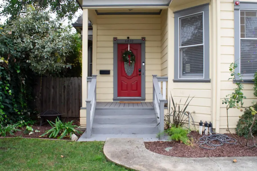 6870 14th Avenue, Sacramento, CA 95820 - Image #2