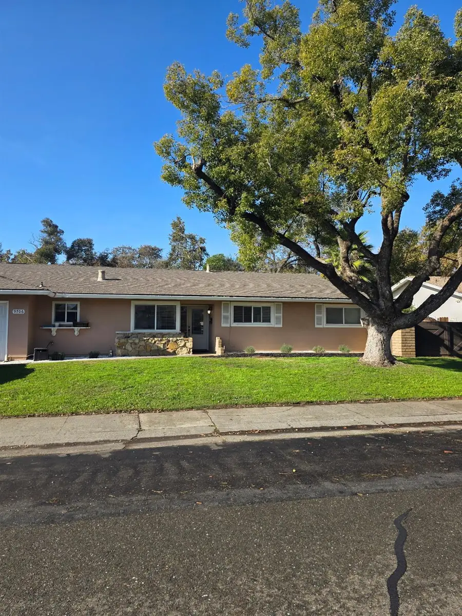9706 Parktree Way, Elk Grove, CA 95624 - Image #2