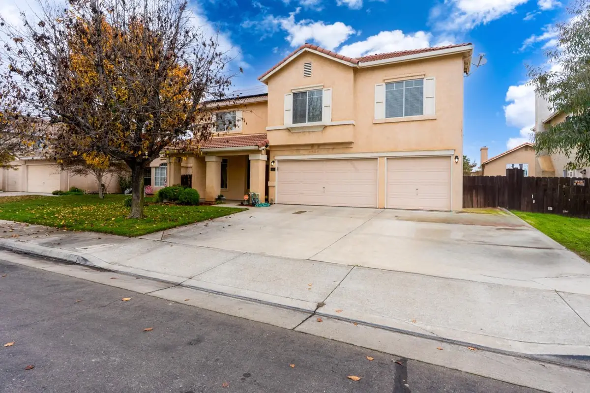 1022 Kathy Street, Los Banos, CA 93635 - Image #1
