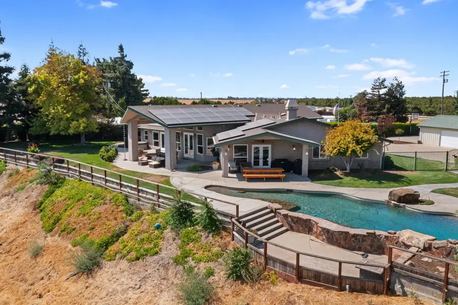 8300 Jantzen Road, Modesto, CA 95357 - Image #2