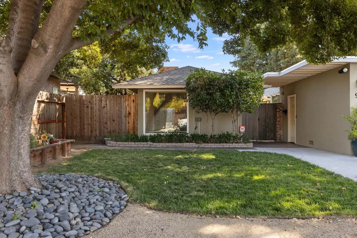 920 Hackberry, Modesto, CA 95350 - #1