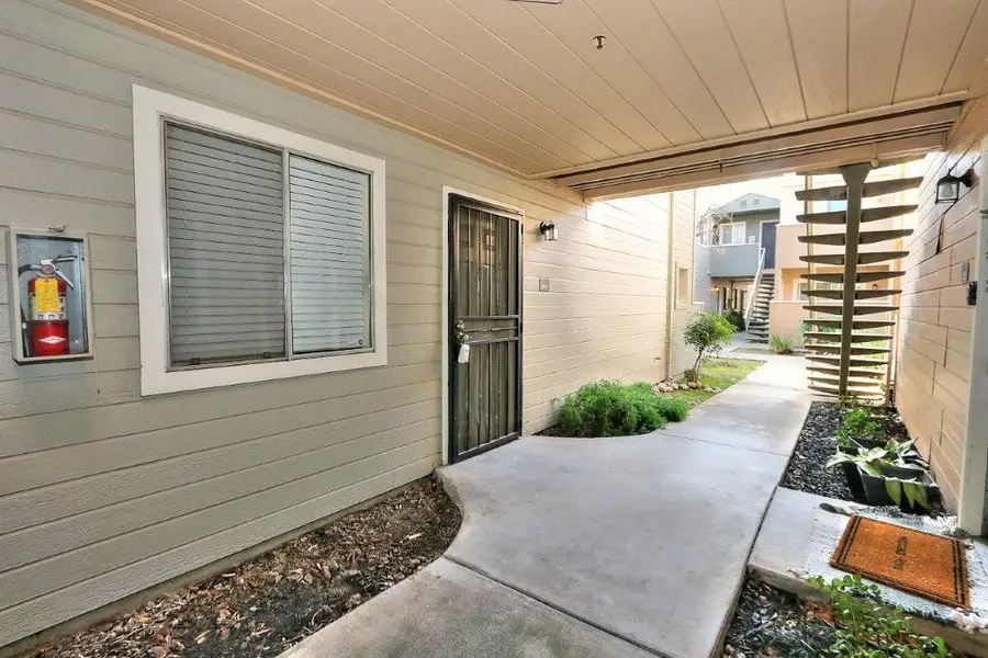 1019 Dornajo Way, Sacramento, CA 95825 - Image #3