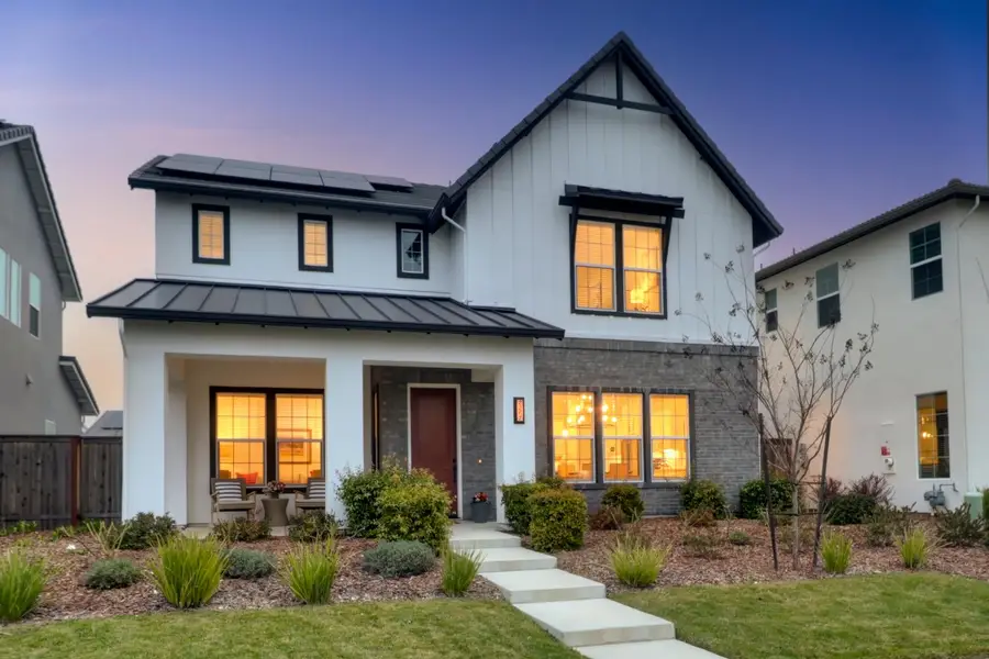 2267 Donner Way, Sacramento, CA 95818 - Image #2