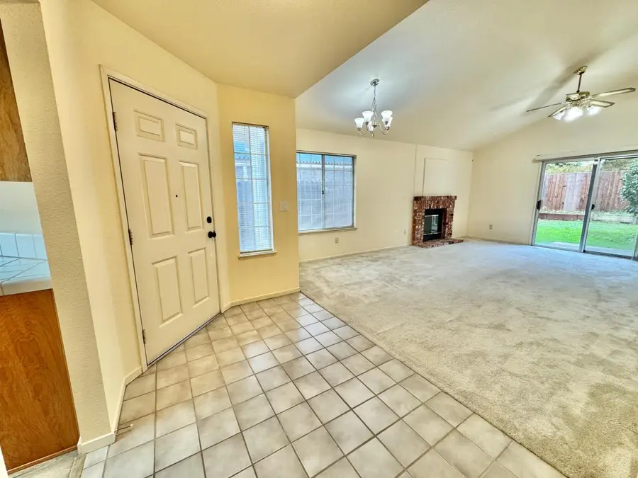 8565 Sunnybrae Drive, Sacramento, CA 95823 - Image #2