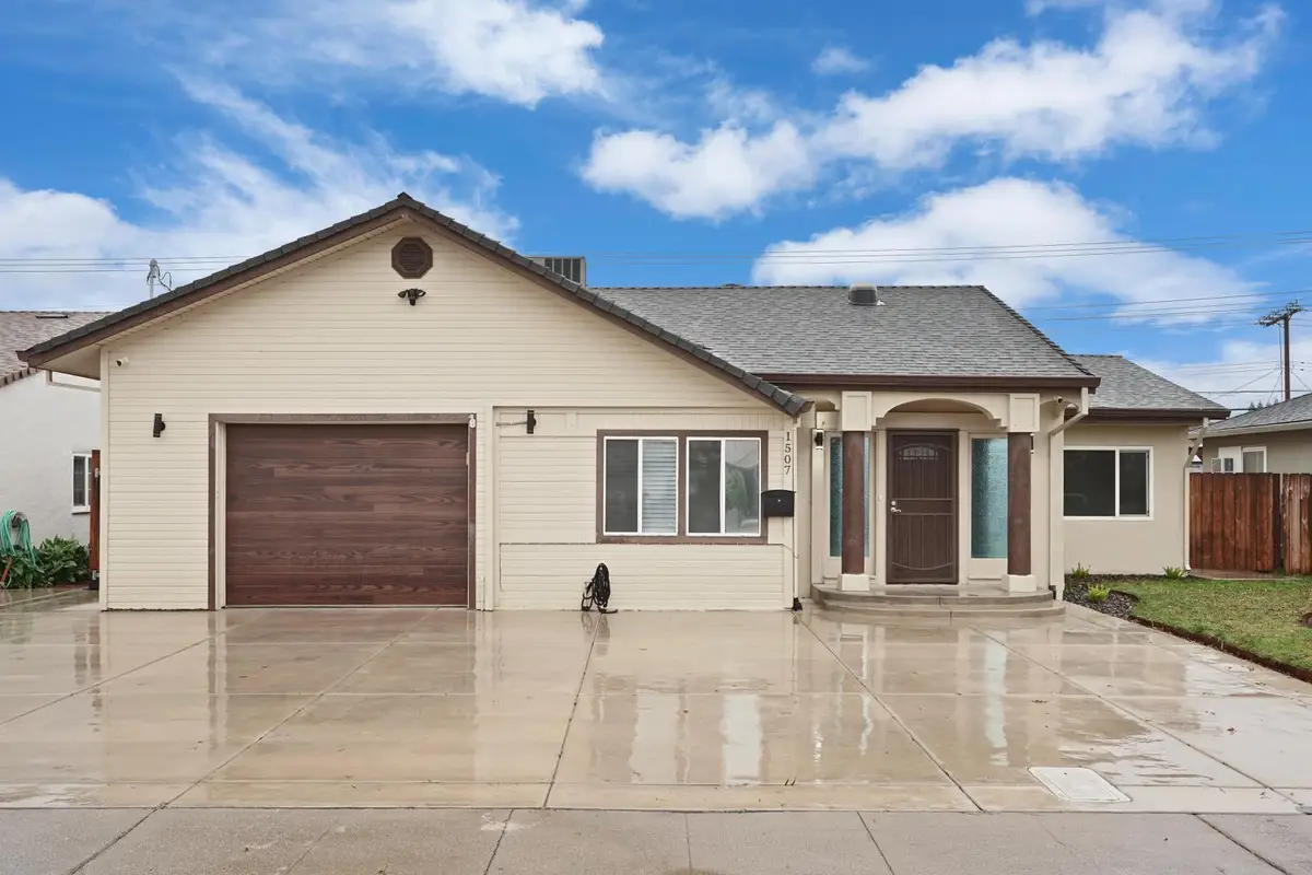 1507 Holly Drive, Lodi, CA 95242 - Image #1