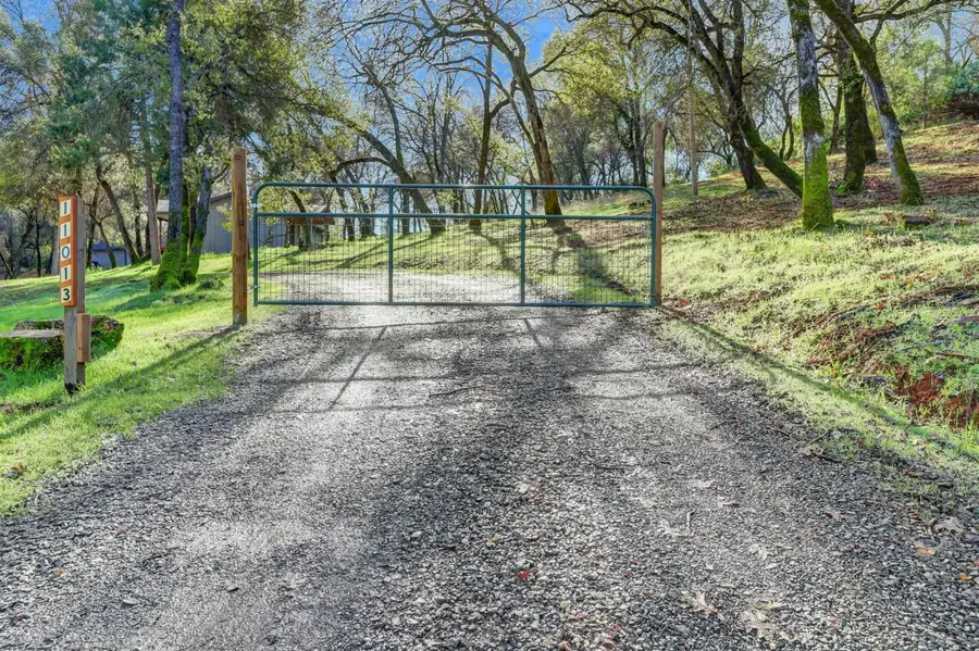 11013 Wolf Drive, Grass Valley, CA 95949 - Image #3