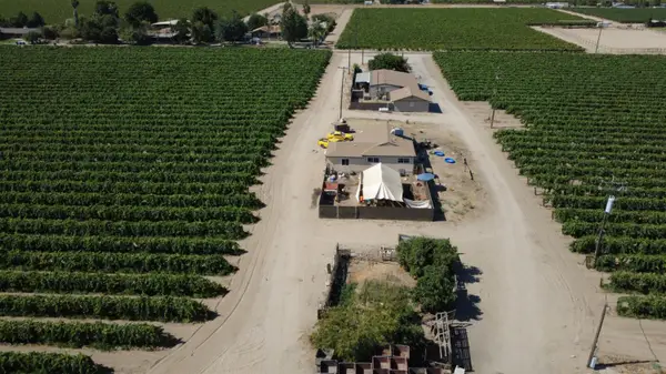 2247 W Magnolia Avenue, Caruthers, CA 93609