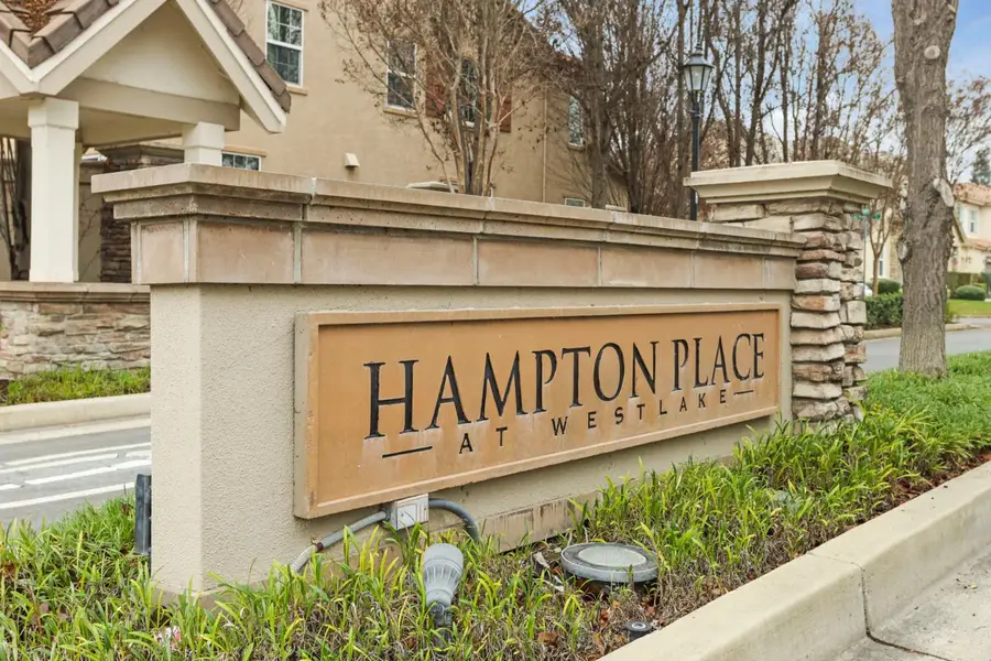 10305 Bridgeview Lane, Stockton, CA 95219 - Image #2