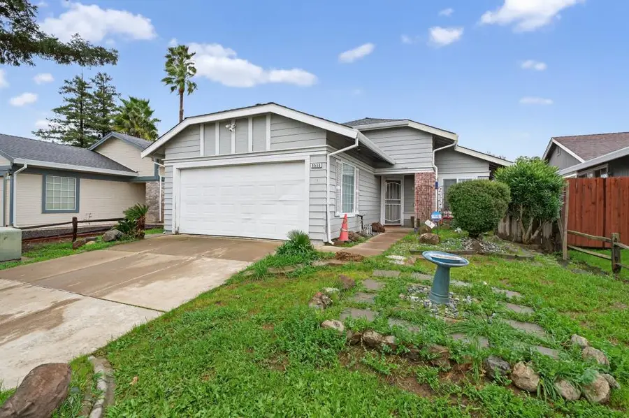 5530 Coral Creek Way, Elk Grove, CA 95758 - #3