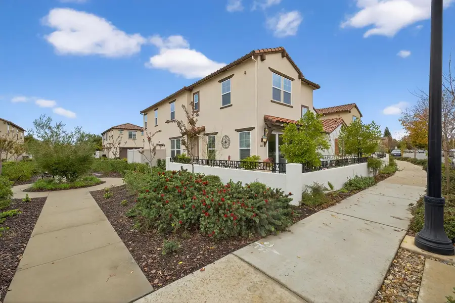1037 Billington Lane, Roseville, CA 95747 - Image #3