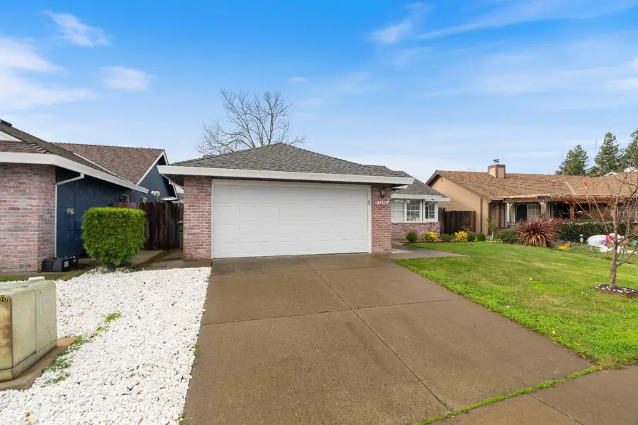 9208 Primera Court, Elk Grove, CA 95758 - Image #2