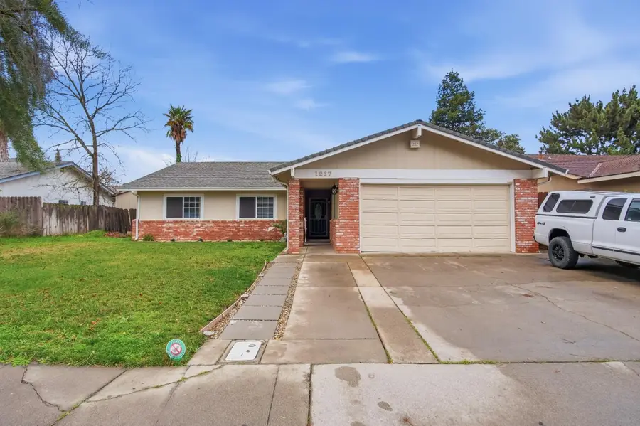 1217 Lillian Drive, Modesto, CA 95355 - Image #2