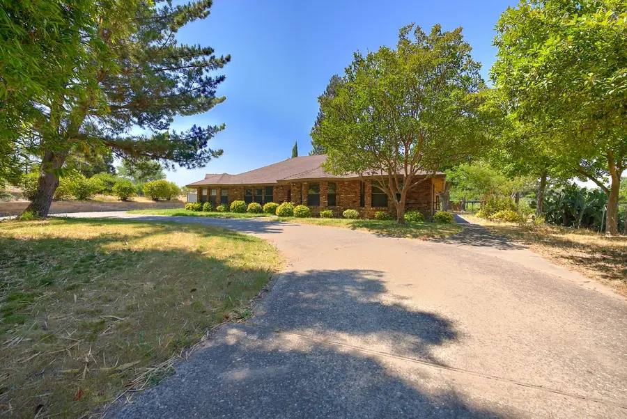 5990 Barton Road, Loomis, CA 95650 - Image #2