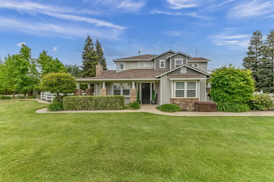 11038 Victory Avenue, Oakdale, CA 95361 - Image #2