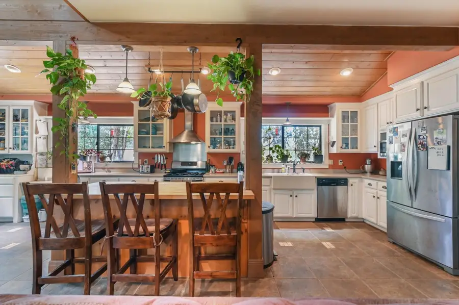 6640 Railroad Flat Road, Mountain Ranch, CA 95246 - Image #2