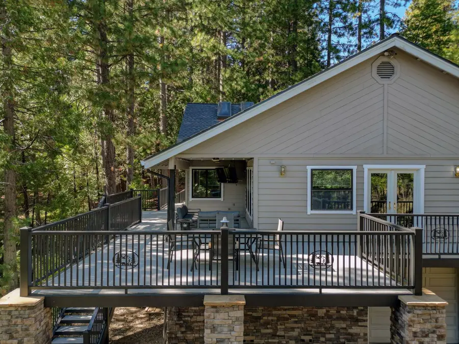 923 Bear Run Way, Arnold, CA 95223 - Image #2