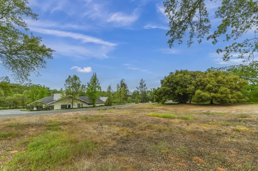 25 Kurt Drive, Angels Camp, CA 95222 - #3